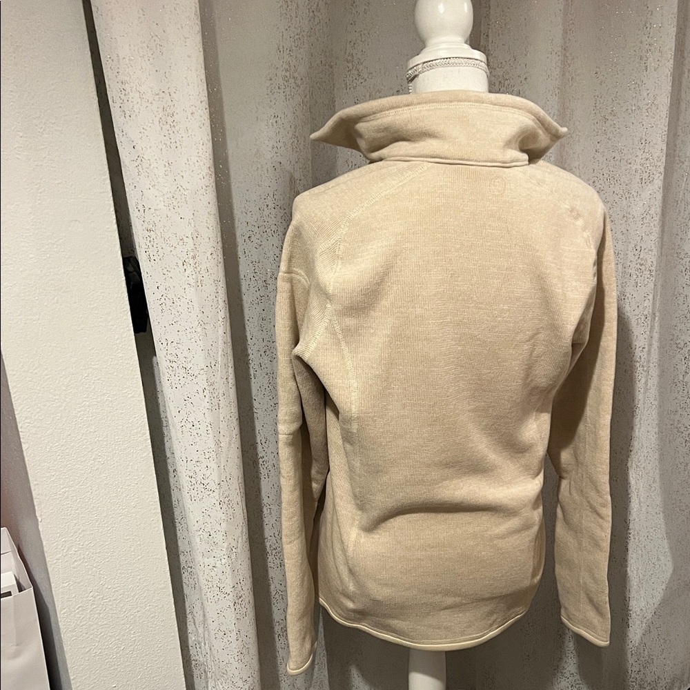 Patagonia Cream Quarter-Zip Fleece Jacket - Picture 4 of 11